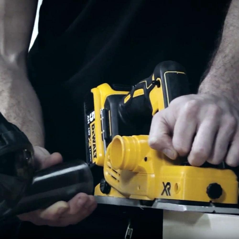 dewalt-18v-54v-xr-mixed-voltage-10-piece-combo-kit