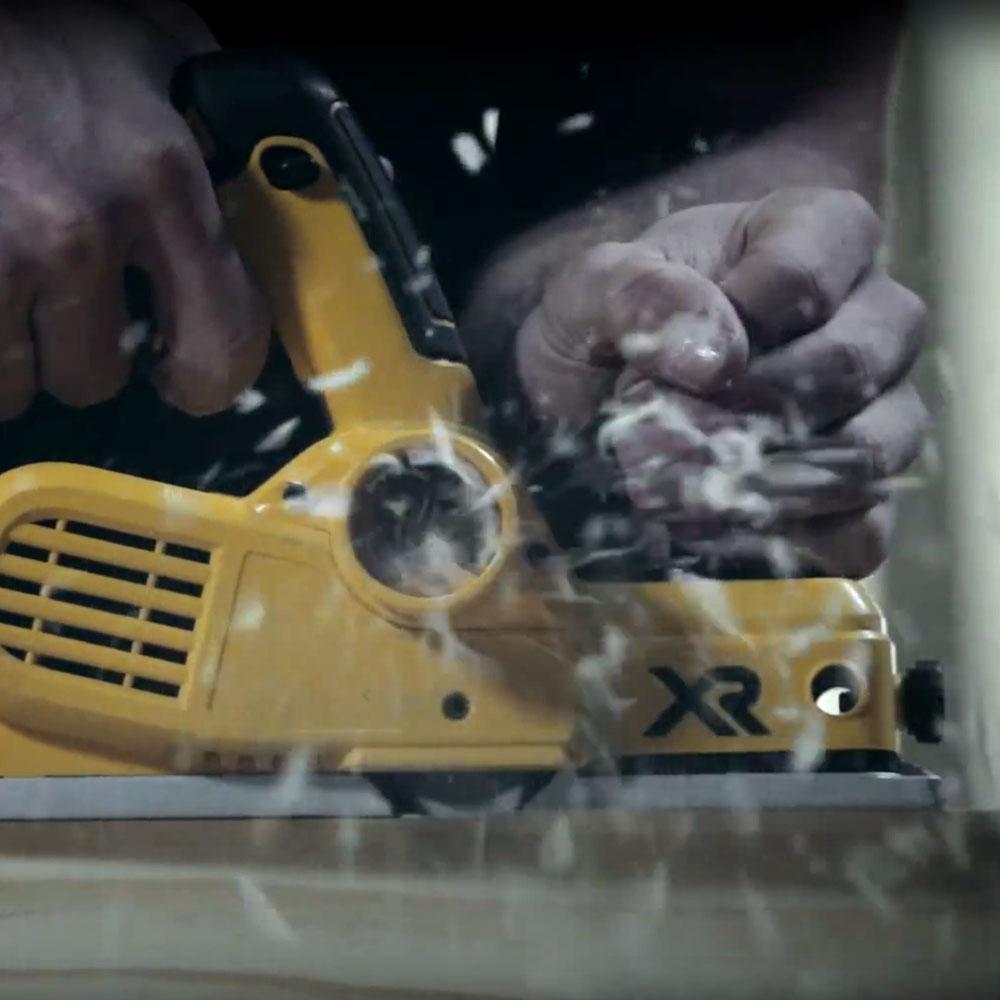 dewalt-18v-54v-xr-mixed-voltage-10-piece-combo-kit