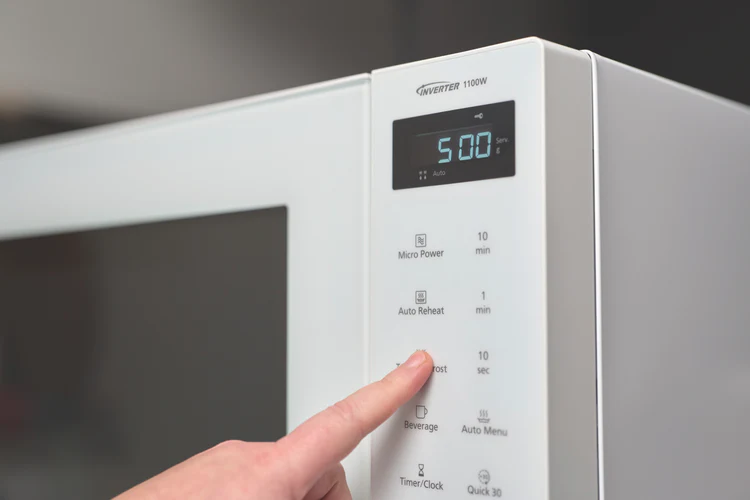 panasonic-32l-1100w-inverter-microwave-white