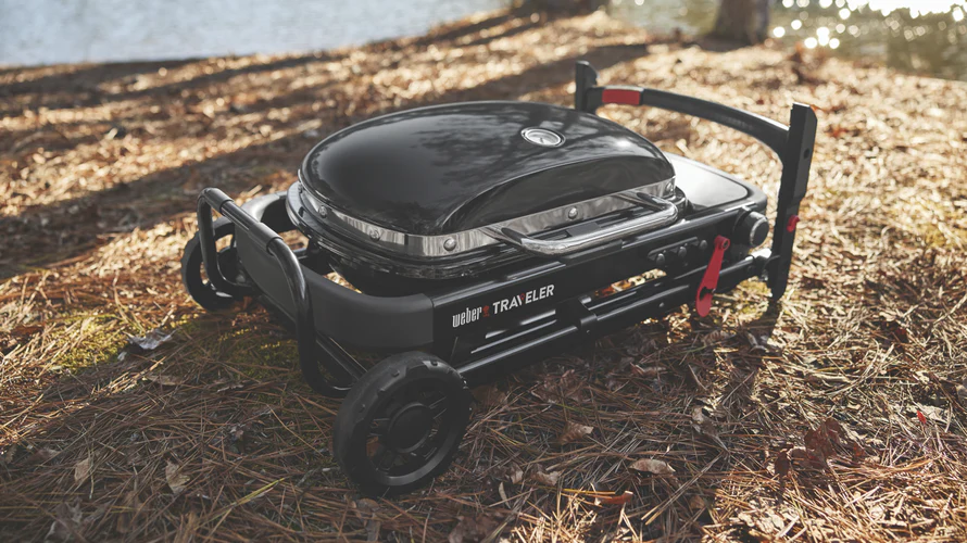 weber-traveler-compact-portable-gas-bbq